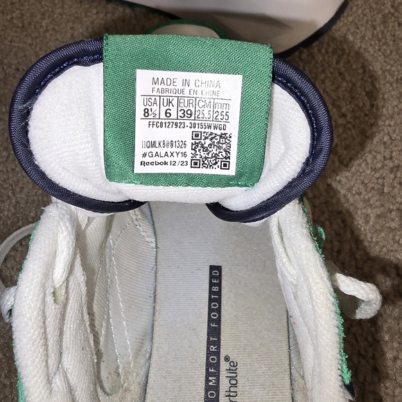 Reebok Green and White Women's Sneakers - Picture 4 of 4